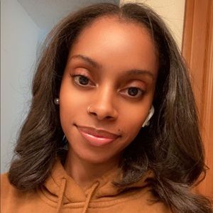 Meet your Posher, Alison